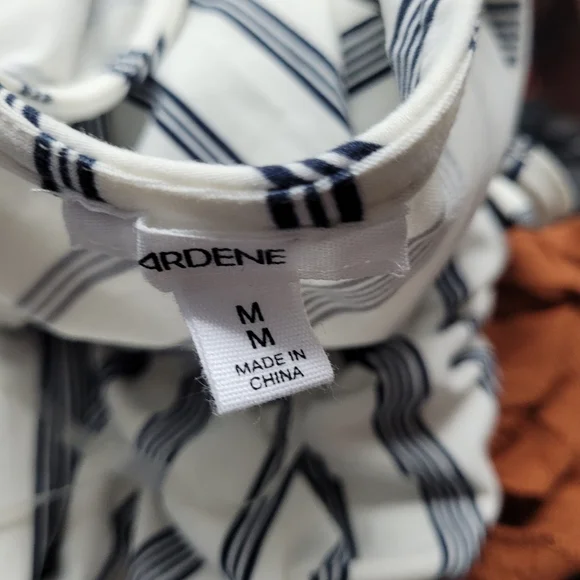 Shirt size M - Picture 4 of 4